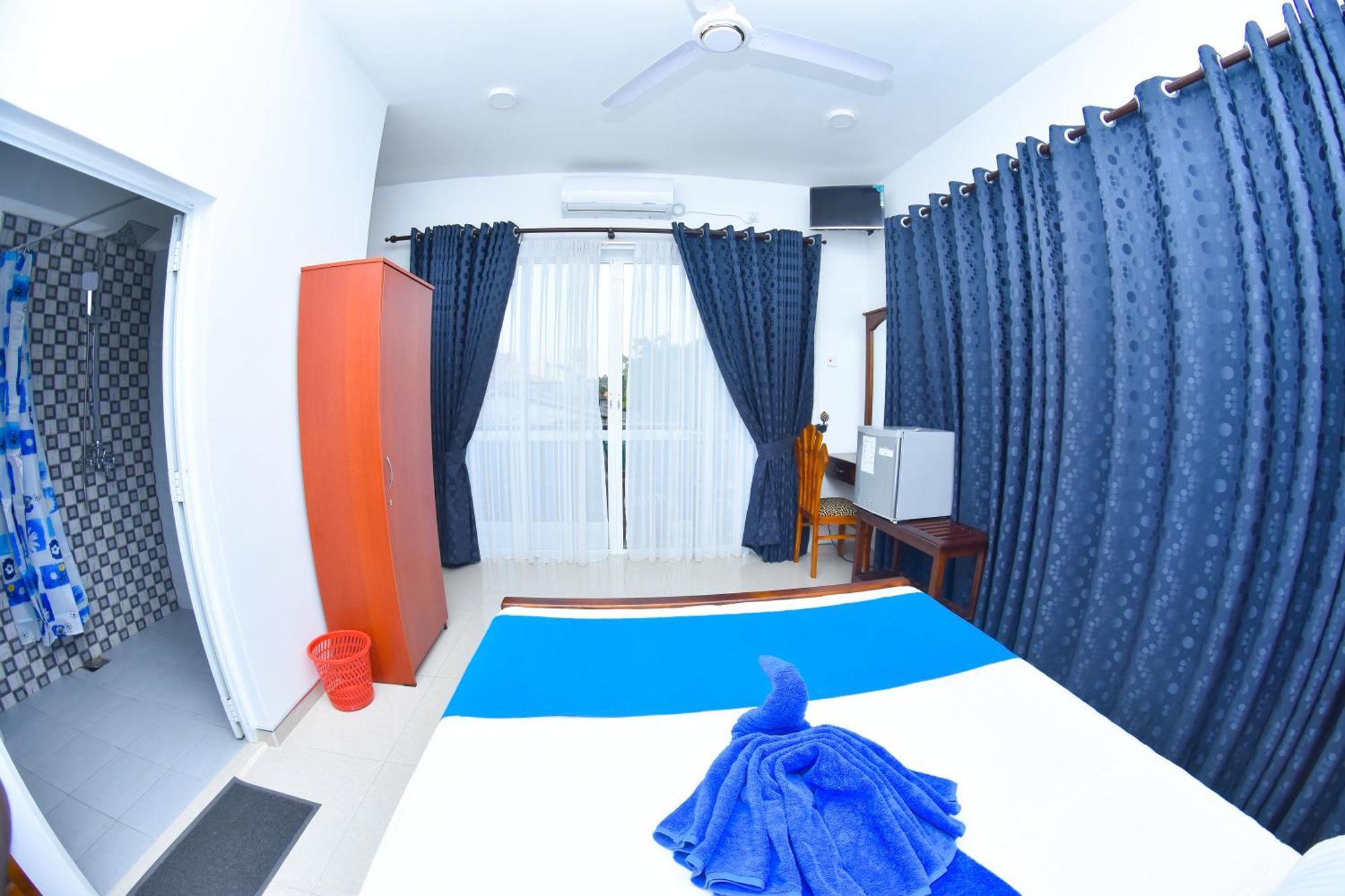Nebula Residence Negombo Exterior photo