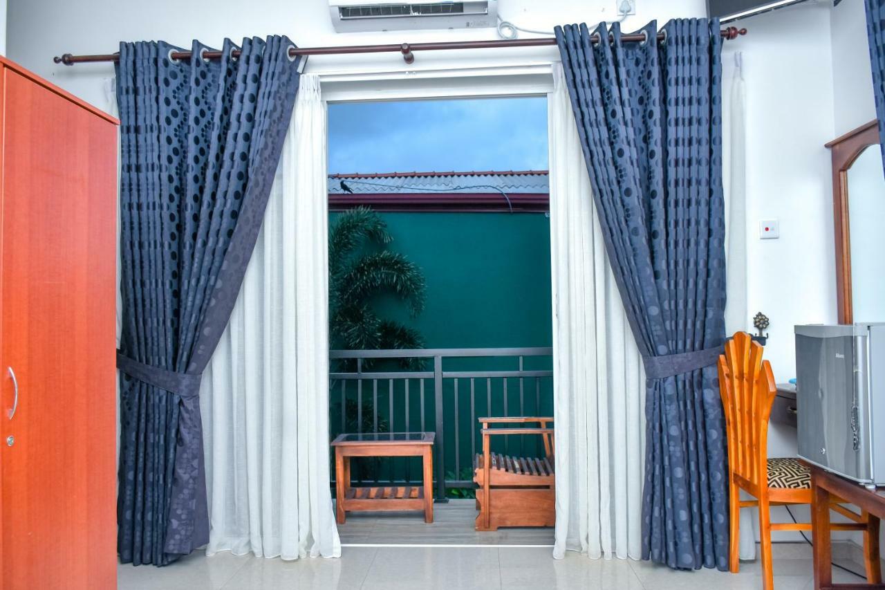 Nebula Residence Negombo Exterior photo