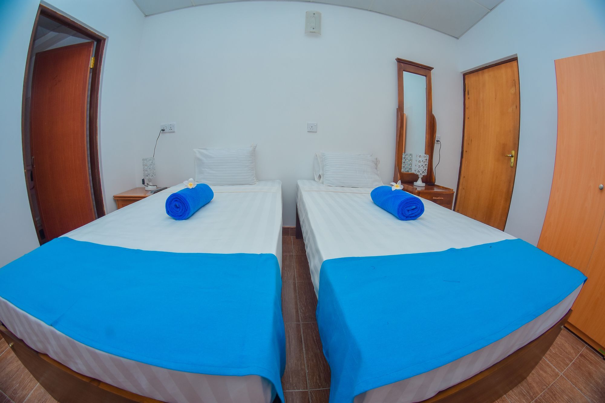 Nebula Residence Negombo Exterior photo